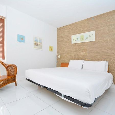 The Mercury Hotel - All Suites Μαϊάμι Μπιτς Εξωτερικό φωτογραφία